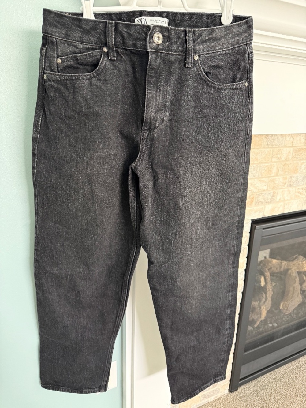 Zara Black Mid-rise Straight Jeans